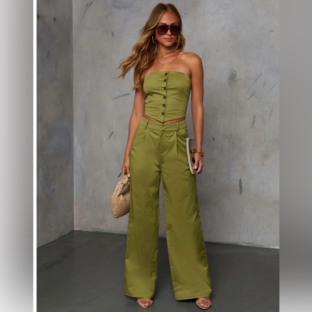 NWOT Vici Trails End 2 piece outfit
